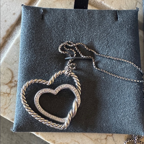 David Yurman Gold and Silver Heart Necklace Brand new - Picture 9 of 9